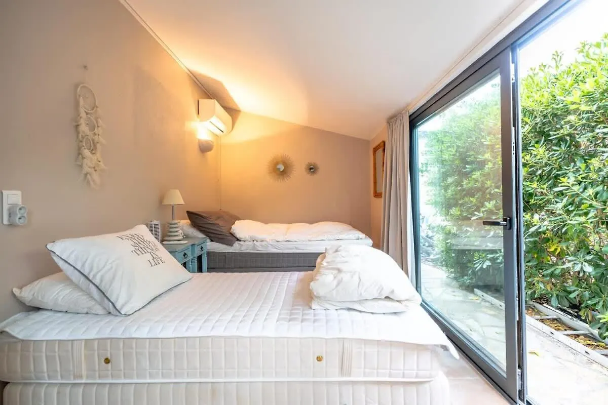 Maisonnette Entree St Tropez Saint-Tropez